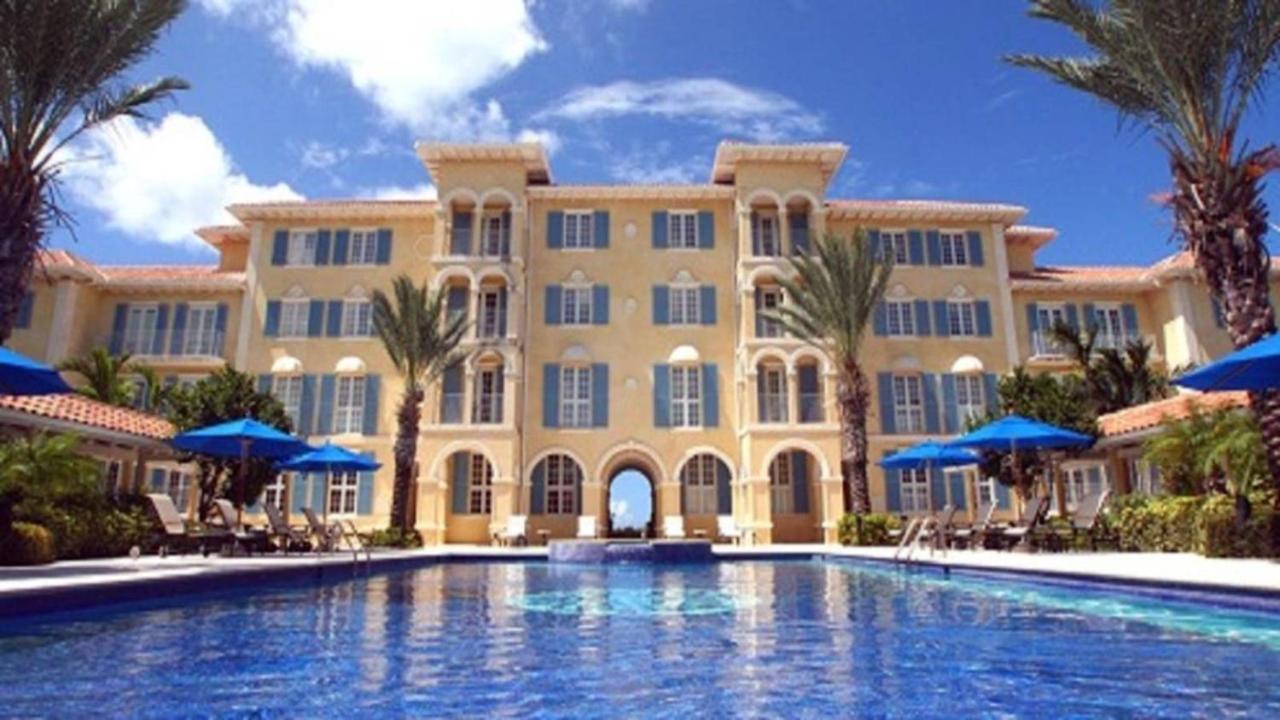Villa Renaissance Unit 205 Grace Bay Beach Extérieur photo