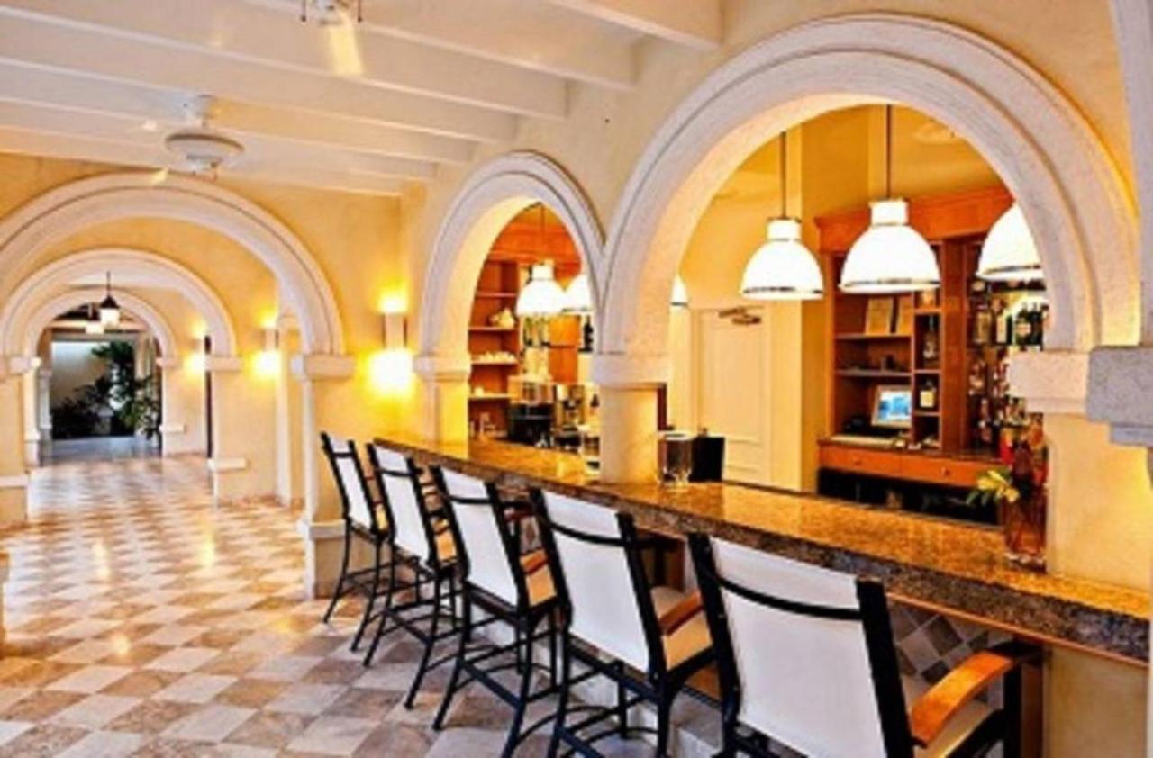 Villa Renaissance Unit 205 Grace Bay Beach Extérieur photo