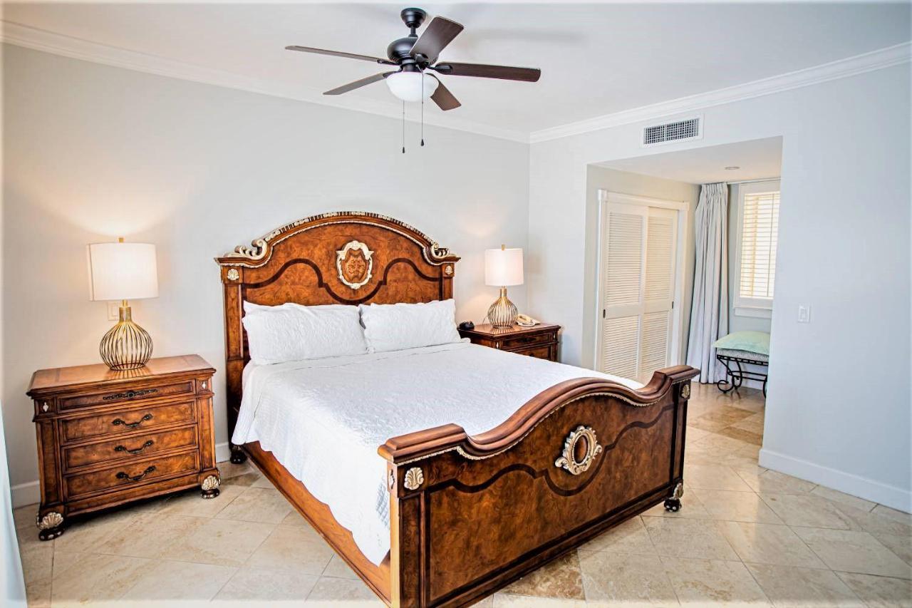 Villa Renaissance Unit 205 Grace Bay Beach Extérieur photo
