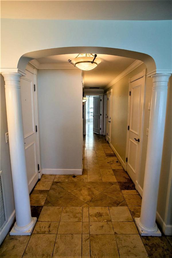 Villa Renaissance Unit 205 Grace Bay Beach Extérieur photo